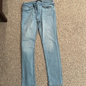 Hollister women’s Jeans slightly worn